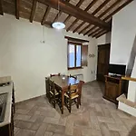 La Fonte Di Montebuono *