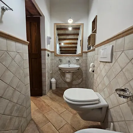 La Fonte Di Montebuono Ferienhaus