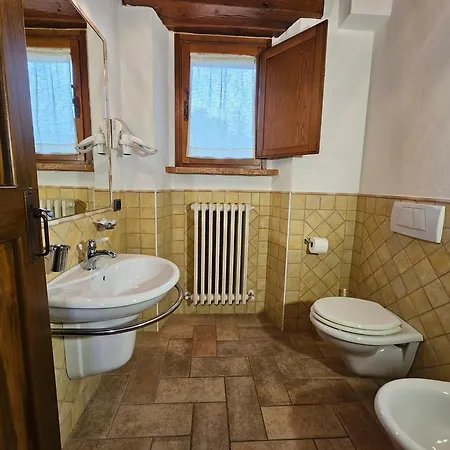 度假居 La Fonte Di Montebuono *