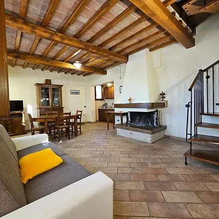 La Fonte Di Montebuono Ferienhaus *