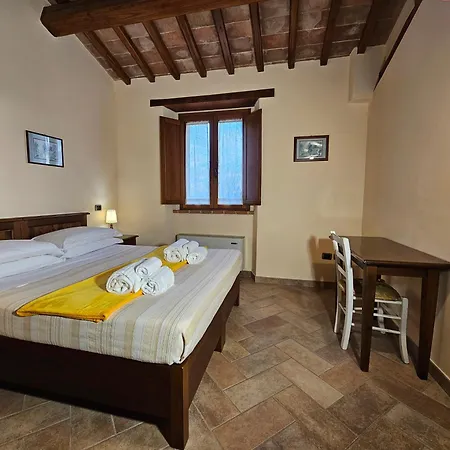 La Fonte Di Montebuono