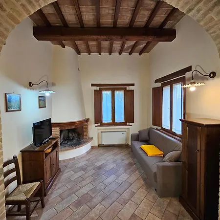 La Fonte Di Montebuono Ferienhaus