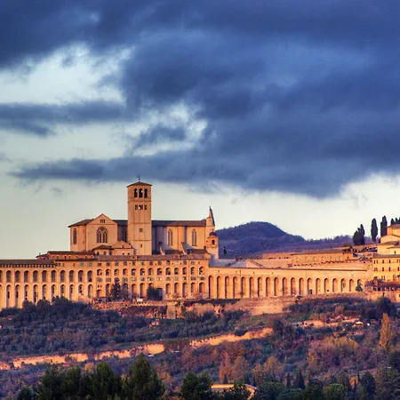 La Fonte Di Montebuono